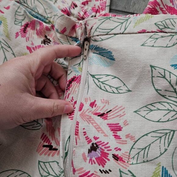 Marsh Landing Linen Blend Pants - Picture 2 of 8